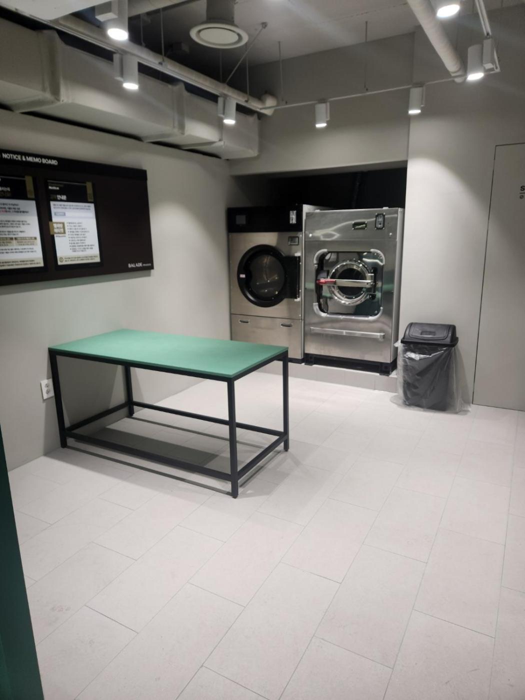 Warm House, New Building, Dongdaemun History & Culture Park Station Apartment Seoul